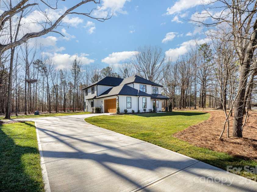 4605 Western Union School Road, Waxhaw, NC 28173.  MLS# CAR4219793, YatesRealty ID 33896. 
