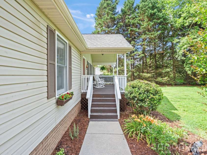 6168 King Wilkinson Road, Denver, NC 28037.  MLS# CAR4395555, YatesRealty ID 33896. 