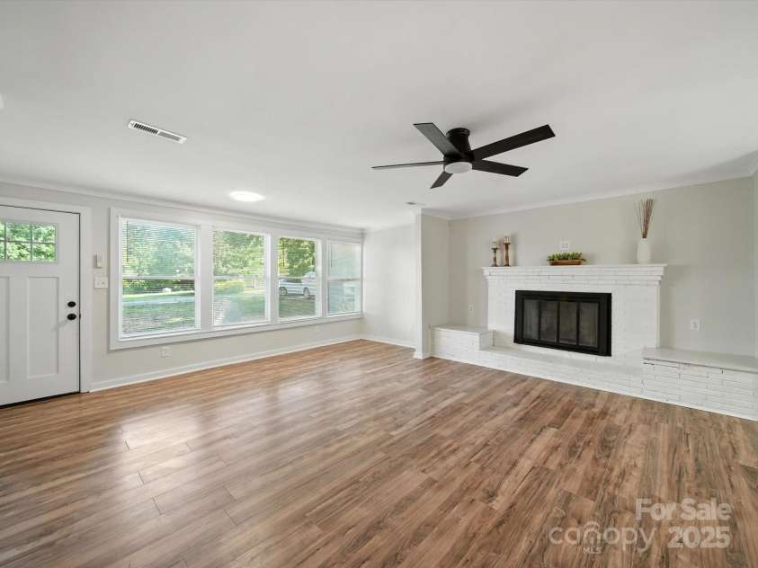 2870 Greenwood Road, Rock Hill, SC 29730.  MLS# CAR4286854, YatesRealty ID 33897. 