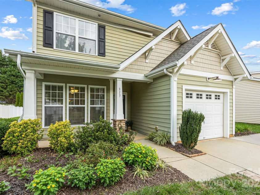 317 Sand Paver Way, Fort Mill, SC 29708.  MLS# CAR4294856, YatesRealty ID 33899. 