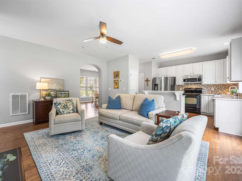 317 Sand Paver Way, Fort Mill, SC 29708.  MLS# CAR4294856, YatesRealty ID 33899. 