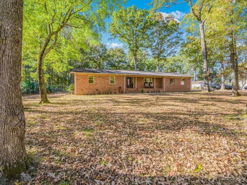 2907 Northwood Drive, Monroe, NC 28110.  MLS# CAR4085155, YatesRealty ID 339. 