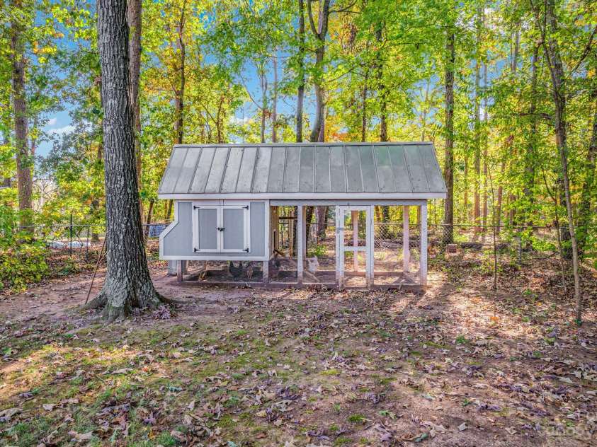 2907 Northwood Drive, Monroe, NC 28110.  MLS# CAR4085155, YatesRealty ID 339. 