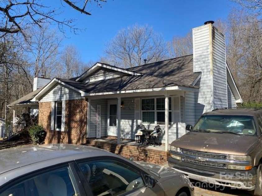 6536 Pineburr Road, Charlotte, NC 28211.  MLS# CAR4238205, YatesRealty ID 3390. 