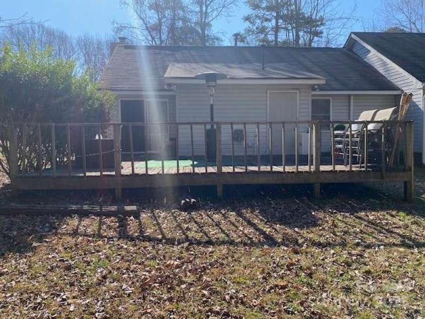 6536 Pineburr Road, Charlotte, NC 28211.  MLS# CAR4238205, YatesRealty ID 3390. 