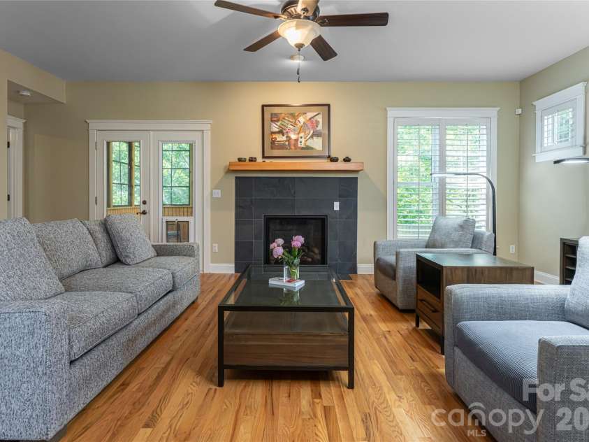 1328 Heathbrook Circle, Asheville, NC 28803.  MLS# CAR4392284, YatesRealty ID 33900. 