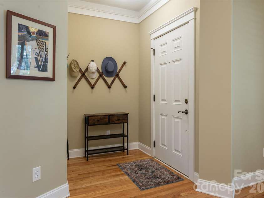 1328 Heathbrook Circle, Asheville, NC 28803.  MLS# CAR4392284, YatesRealty ID 33900. 