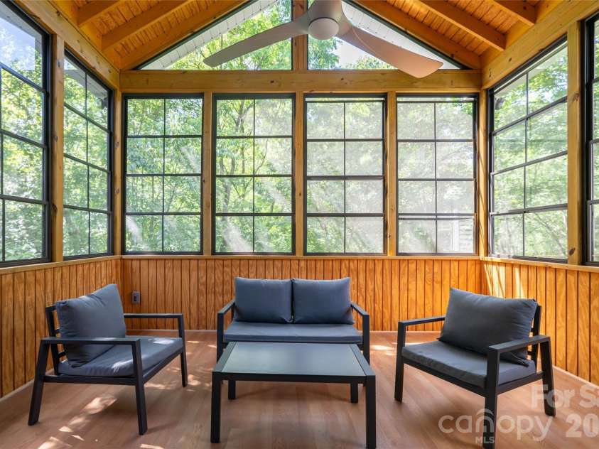 1328 Heathbrook Circle, Asheville, NC 28803.  MLS# CAR4392284, YatesRealty ID 33900. 