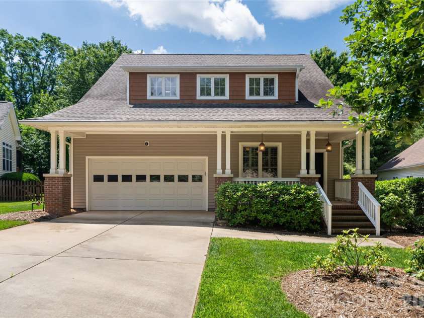 1328 Heathbrook Circle, Asheville, NC 28803.  MLS# CAR4392284, YatesRealty ID 33900. 