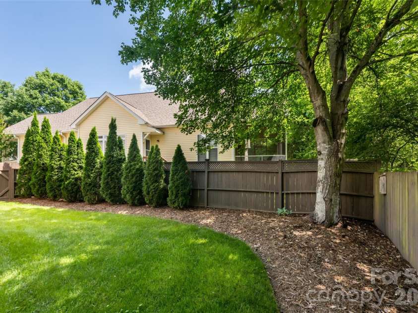 1328 Heathbrook Circle, Asheville, NC 28803.  MLS# CAR4392284, YatesRealty ID 33900. 