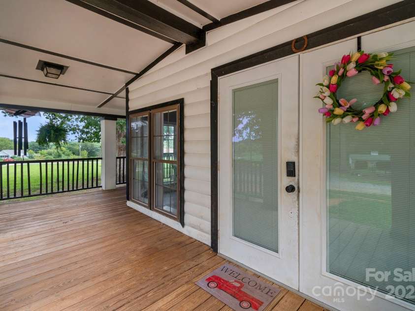 2020 Faulks Church Road, Marshville, NC 28103.  MLS# CAR4290574, YatesRealty ID 33902. 