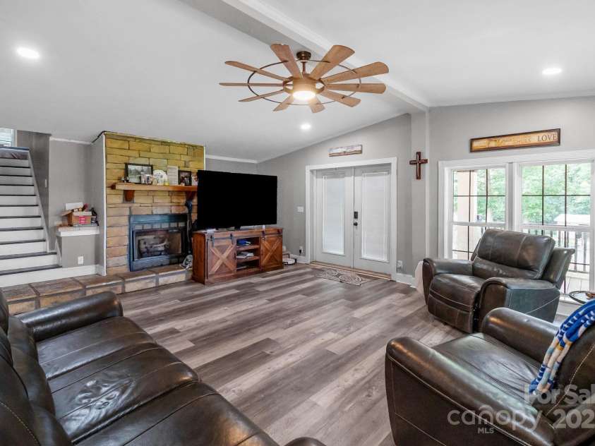 2020 Faulks Church Road, Marshville, NC 28103.  MLS# CAR4290574, YatesRealty ID 33902. 