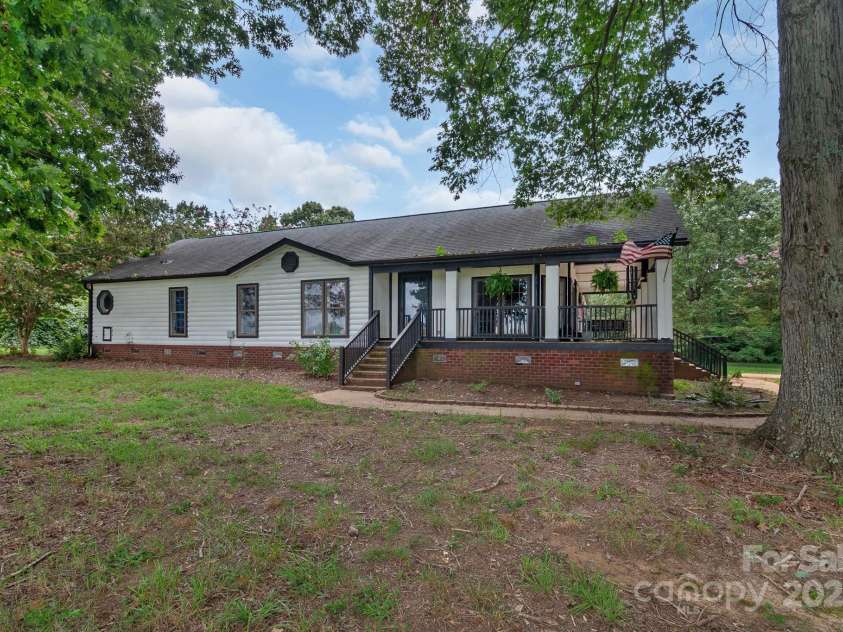 2020 Faulks Church Road, Marshville, NC 28103.  MLS# CAR4290574, YatesRealty ID 33902. 