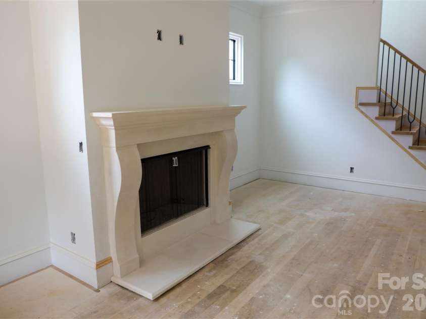 2205 Shenandoah Avenue, Charlotte, NC 28205.  MLS# CAR4384232, YatesRealty ID 33902. 