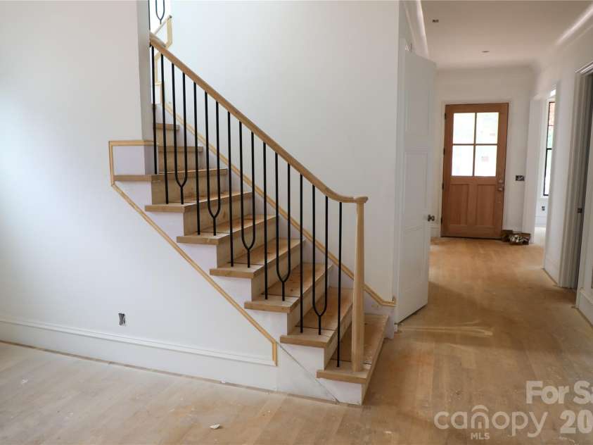 2205 Shenandoah Avenue, Charlotte, NC 28205.  MLS# CAR4384232, YatesRealty ID 33902. 