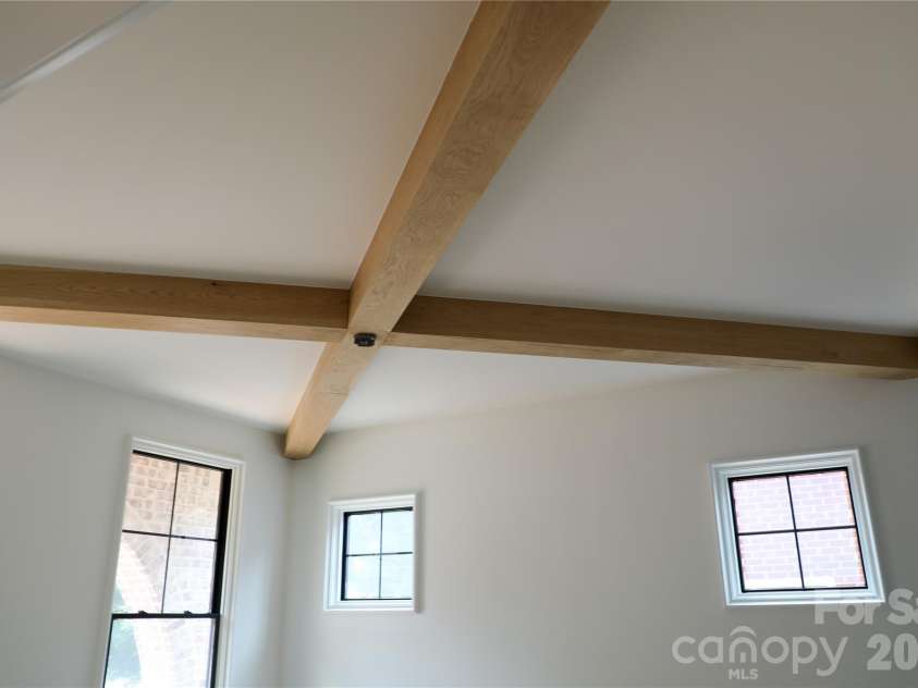 2205 Shenandoah Avenue, Charlotte, NC 28205.  MLS# CAR4384232, YatesRealty ID 33902. 