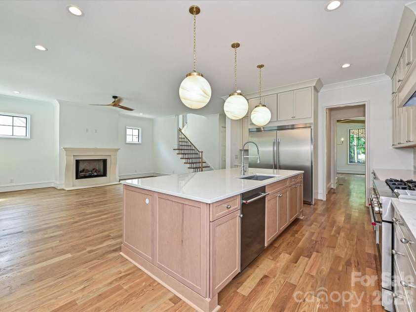 2205 Shenandoah Avenue, Charlotte, NC 28205.  MLS# CAR4384232, YatesRealty ID 33902. 