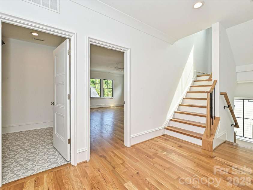 2205 Shenandoah Avenue, Charlotte, NC 28205.  MLS# CAR4384232, YatesRealty ID 33902. 