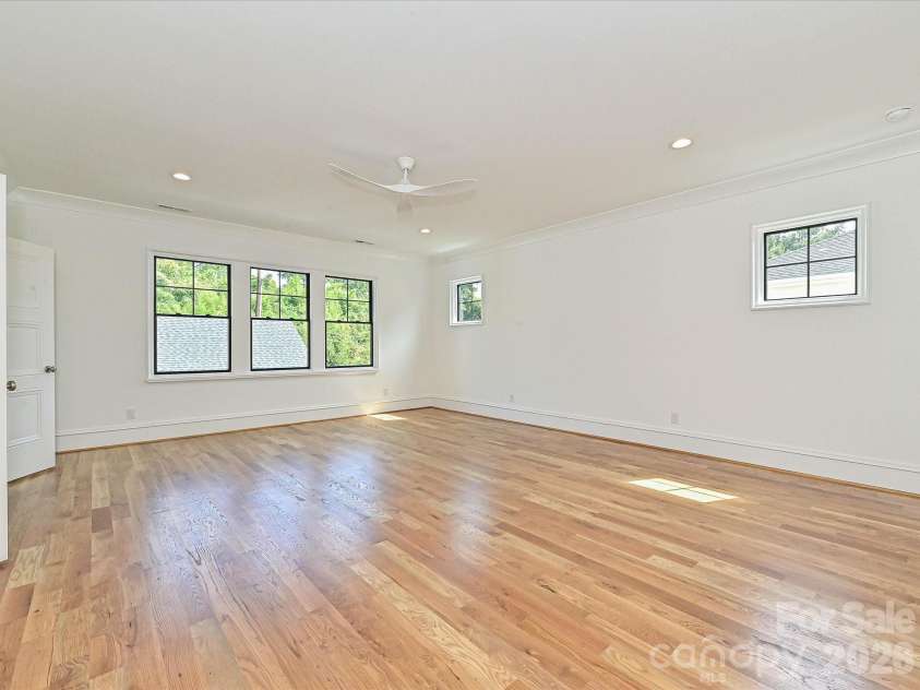 2205 Shenandoah Avenue, Charlotte, NC 28205.  MLS# CAR4384232, YatesRealty ID 33902. 