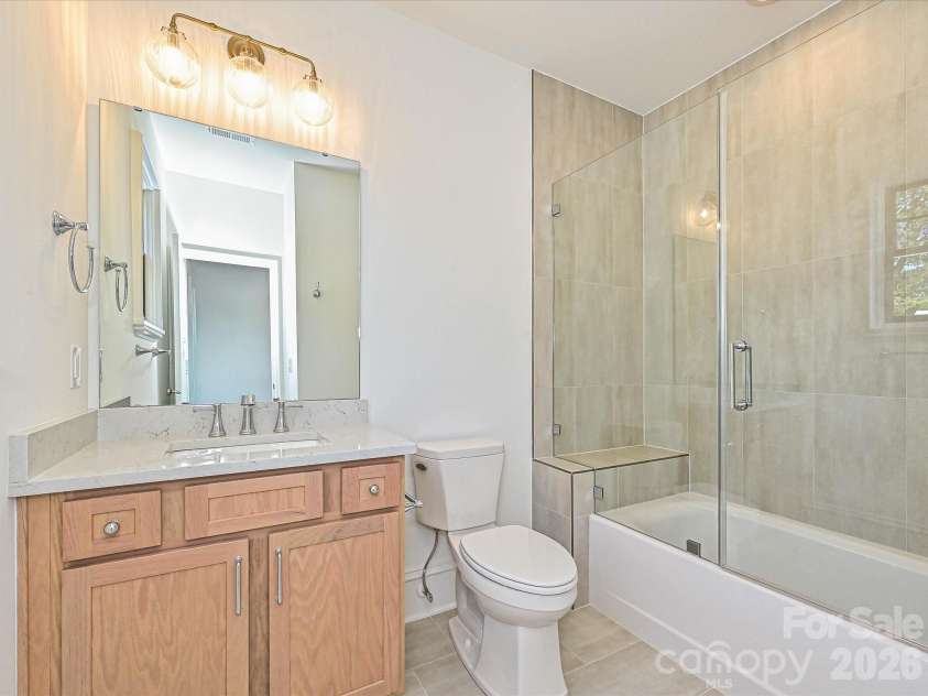 2205 Shenandoah Avenue, Charlotte, NC 28205.  MLS# CAR4384232, YatesRealty ID 33902. 