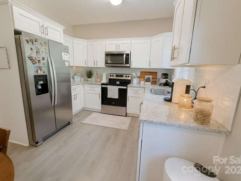 116 Wayne Avenue, Kannapolis, NC 28081.  MLS# CAR4292924, YatesRealty ID 33904. 