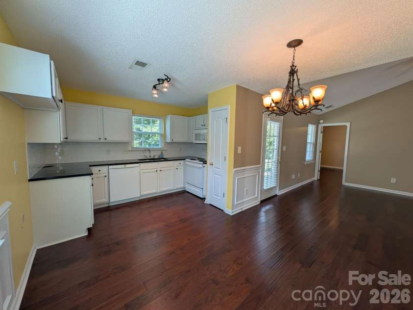 704 Gum Branch Road, Charlotte, NC 28214.  MLS# CAR4397567, YatesRealty ID 33904. 