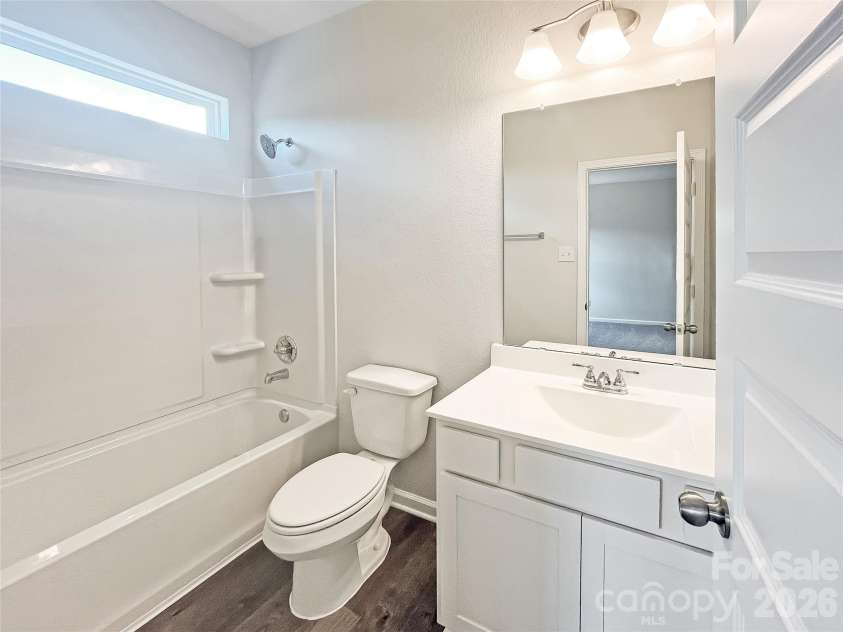 4223 Ruth Creek Court, Charlotte, NC 28216.  MLS# CAR4398174, YatesRealty ID 33905. 
