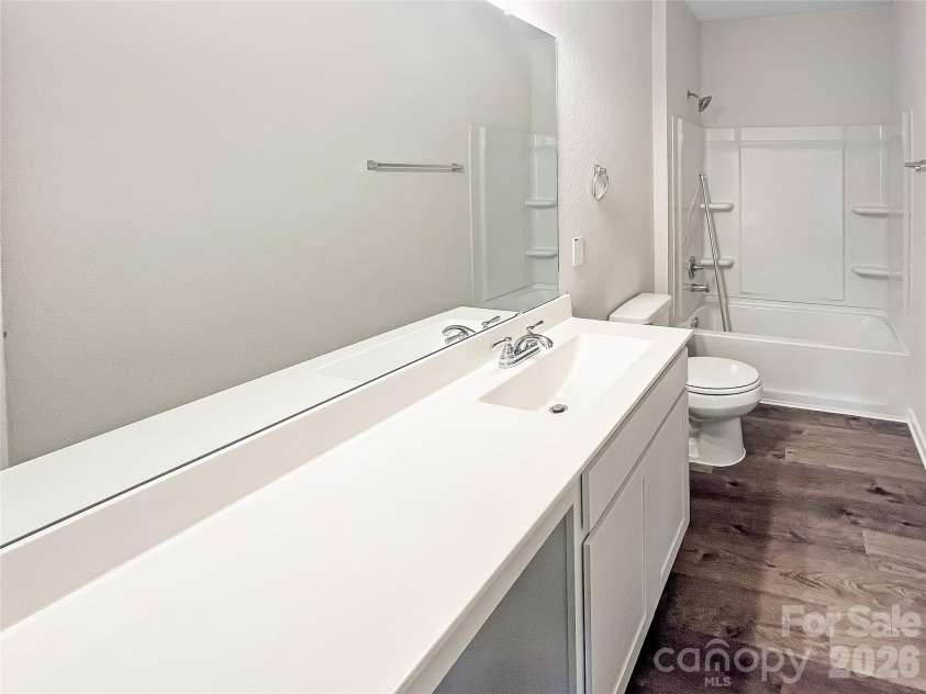 4223 Ruth Creek Court, Charlotte, NC 28216.  MLS# CAR4398174, YatesRealty ID 33905. 