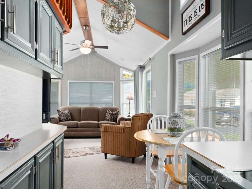 158 & 161 Summer Place Drive, Waynesville, NC 28785.  MLS# CAR4293767, YatesRealty ID 33906. 