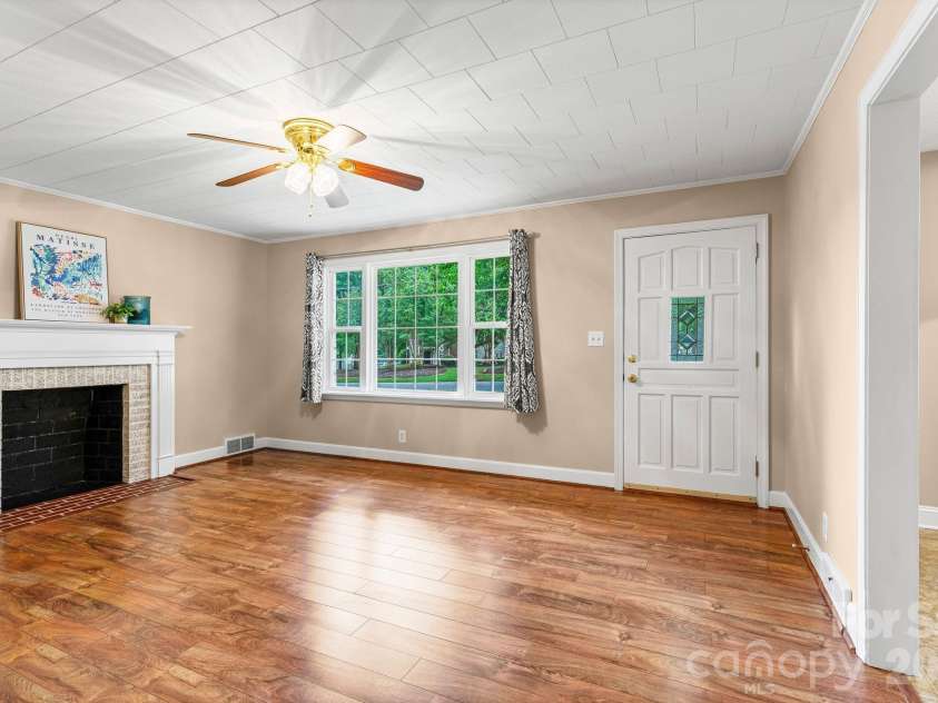 301 Milling Road, Mocksville, NC 27028.  MLS# CAR4398389, YatesRealty ID 33907. 