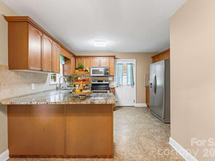 301 Milling Road, Mocksville, NC 27028.  MLS# CAR4398389, YatesRealty ID 33907. 