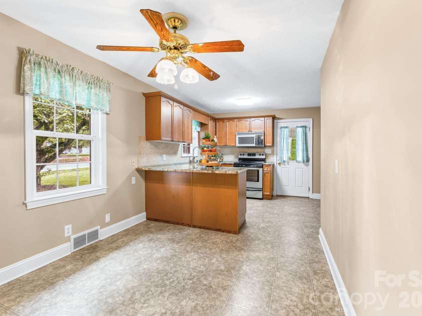 301 Milling Road, Mocksville, NC 27028.  MLS# CAR4398389, YatesRealty ID 33907. 