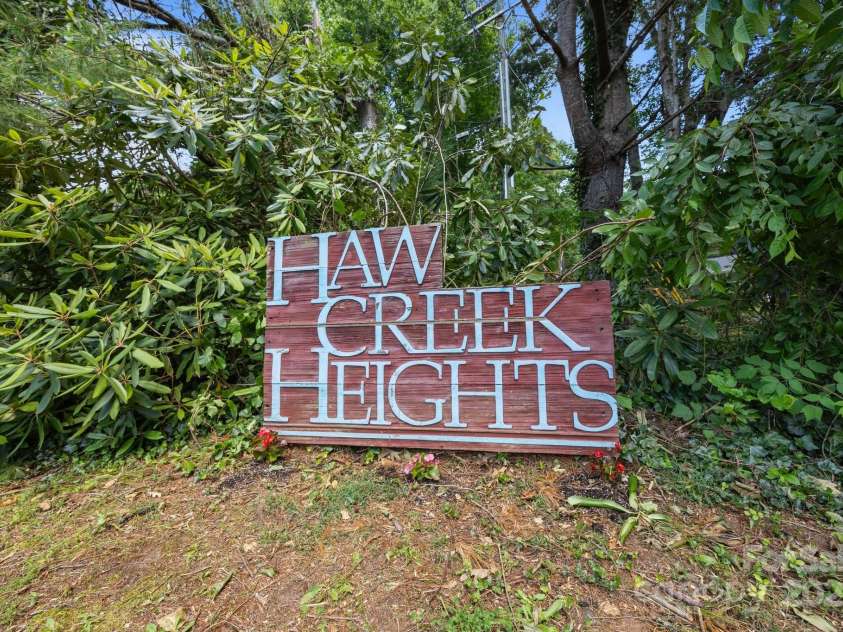 73 Waters Road, Asheville, NC 28805.  MLS# CAR4272719, YatesRealty ID 33907. 