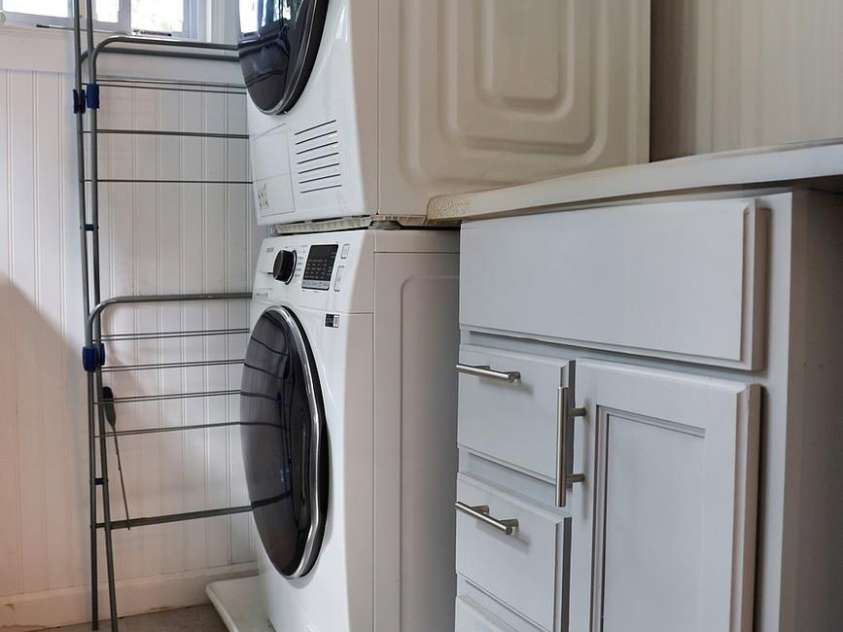 107 Riverview Drive, Asheville, NC 28806.  MLS# CAR4275298, YatesRealty ID 33909. Laundry