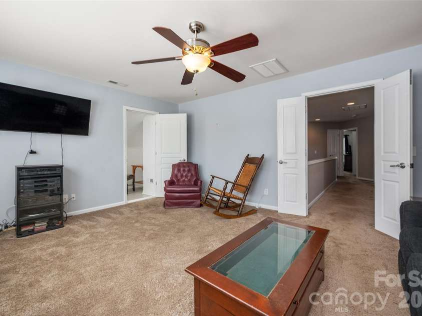 3218 Dunbar Lane, Indian Land, SC 29707.  MLS# CAR4394627, YatesRealty ID 33910. Flex Space