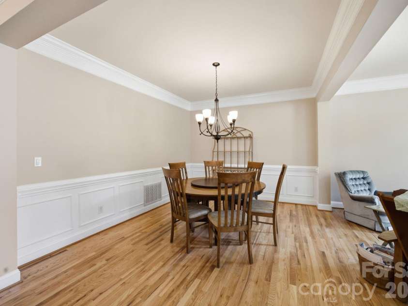 20112 Cove Road, Cornelius, NC 28031.  MLS# CAR4396130, YatesRealty ID 33911. 