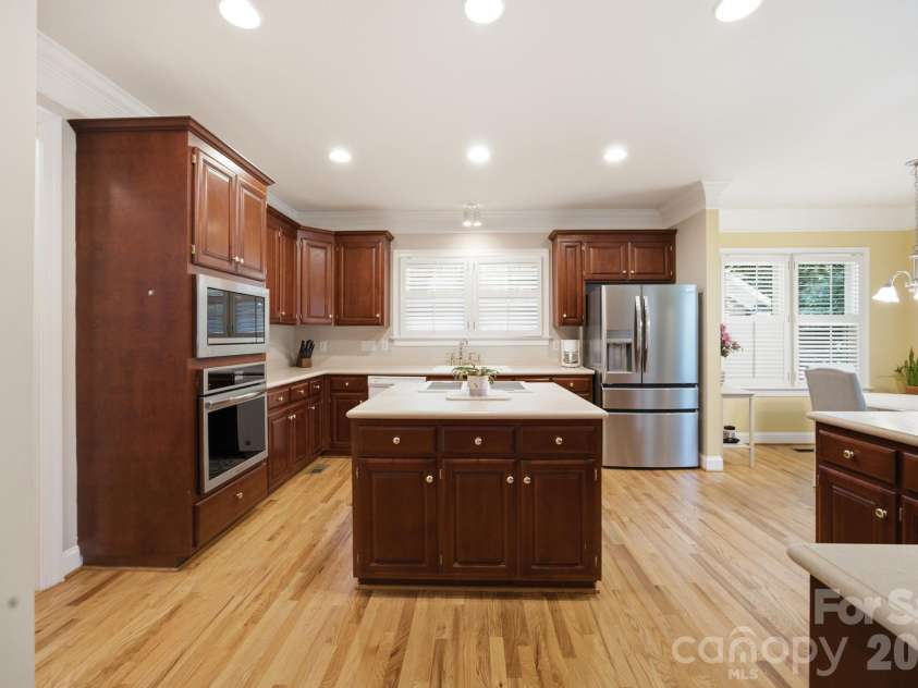 20112 Cove Road, Cornelius, NC 28031.  MLS# CAR4396130, YatesRealty ID 33911. 