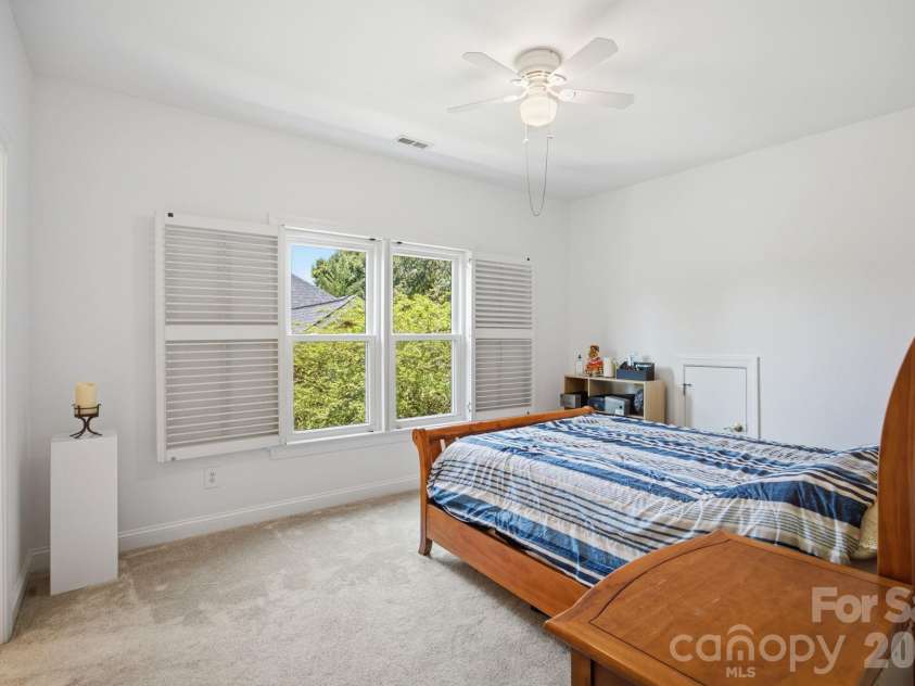 20112 Cove Road, Cornelius, NC 28031.  MLS# CAR4396130, YatesRealty ID 33911. 