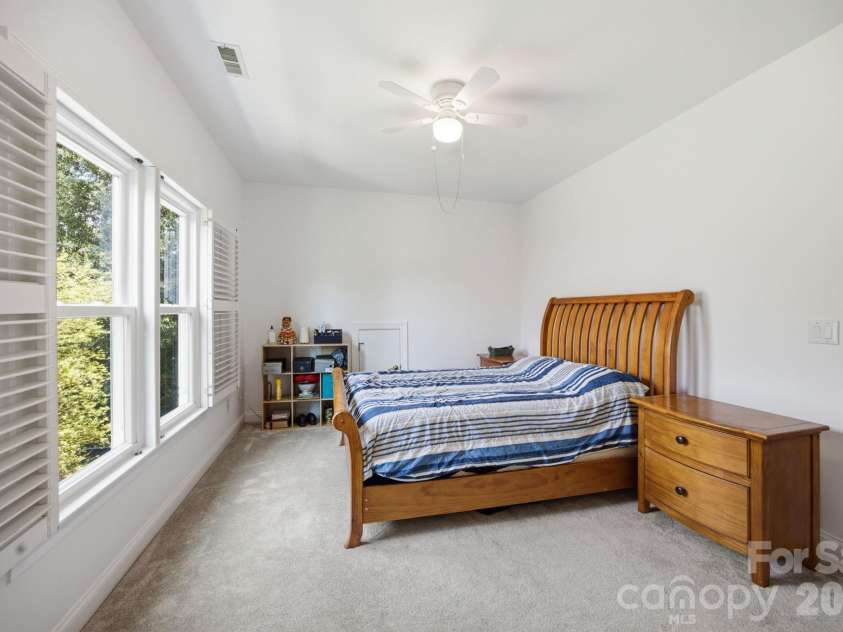 20112 Cove Road, Cornelius, NC 28031.  MLS# CAR4396130, YatesRealty ID 33911. 