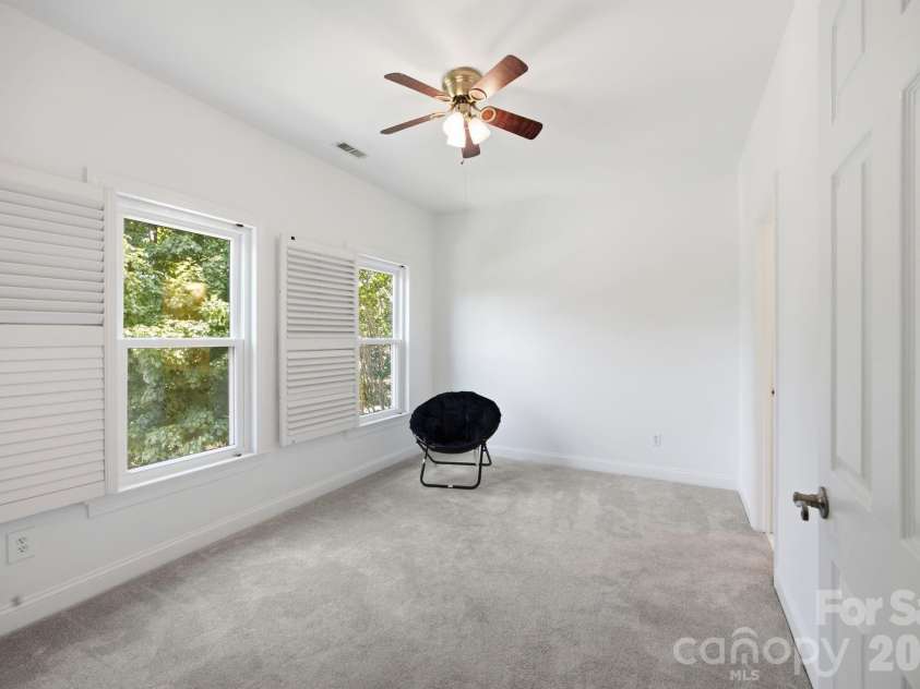 20112 Cove Road, Cornelius, NC 28031.  MLS# CAR4396130, YatesRealty ID 33911. 