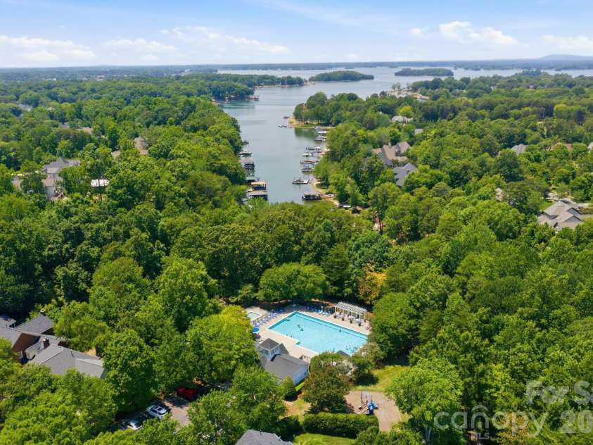 20112 Cove Road, Cornelius, NC 28031.  MLS# CAR4396130, YatesRealty ID 33911. 