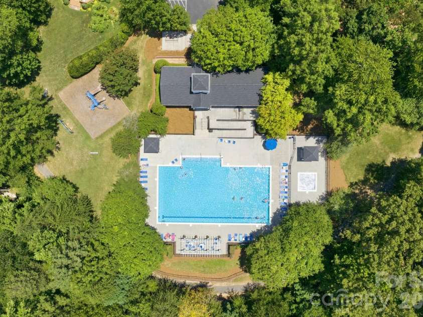 20112 Cove Road, Cornelius, NC 28031.  MLS# CAR4396130, YatesRealty ID 33911. 