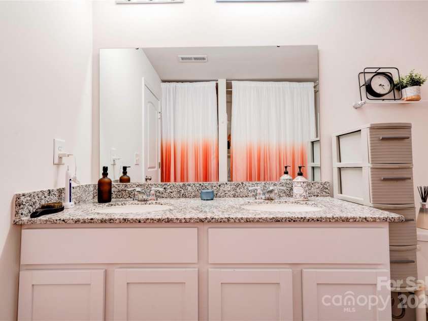 2344 Joes Lake Road, Shelby, NC 28152.  MLS# CAR4294369, YatesRealty ID 33911. 