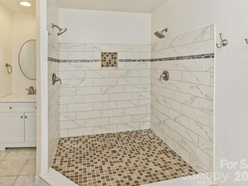 15 Village Green Drive, Alexander, NC 28701.  MLS# CAR4397766, YatesRealty ID 33912. 