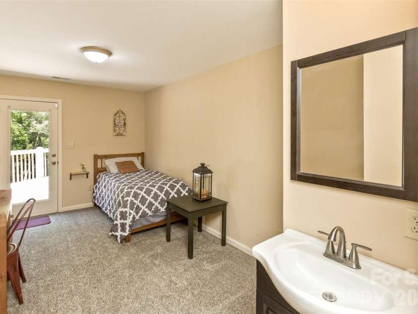15 Village Green Drive, Alexander, NC 28701.  MLS# CAR4397766, YatesRealty ID 33912. 