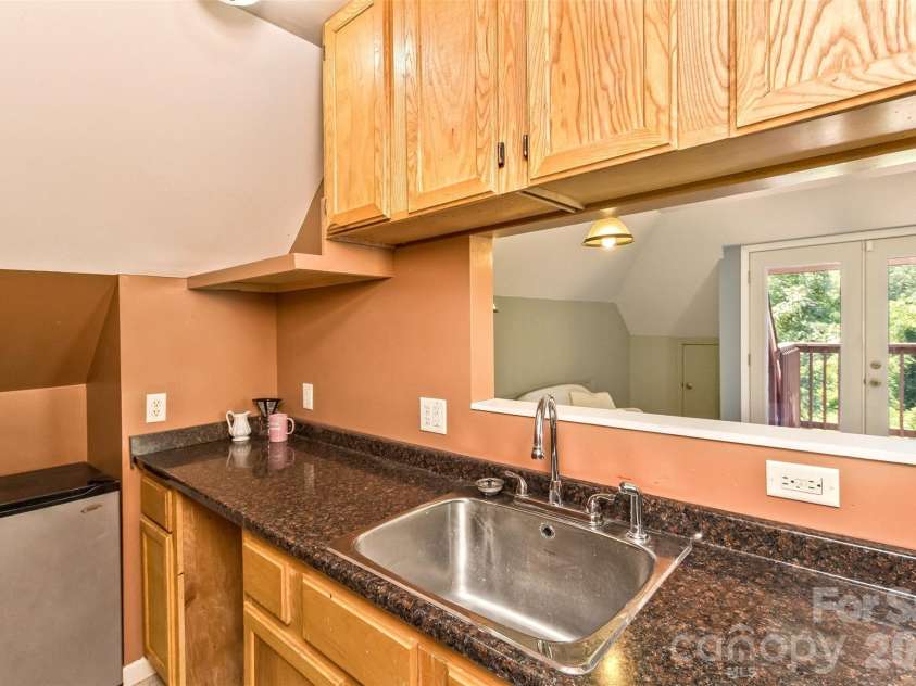 15 Village Green Drive, Alexander, NC 28701.  MLS# CAR4397766, YatesRealty ID 33912. 
