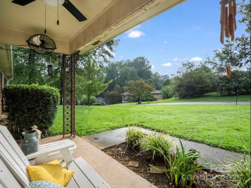 119 Oak Hill Drive, Forest City, NC 28043.  MLS# CAR4292110, YatesRealty ID 33914. 