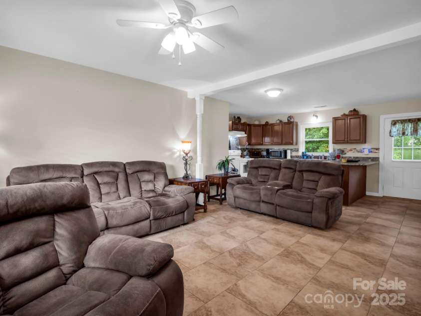 119 Oak Hill Drive, Forest City, NC 28043.  MLS# CAR4292110, YatesRealty ID 33914. 