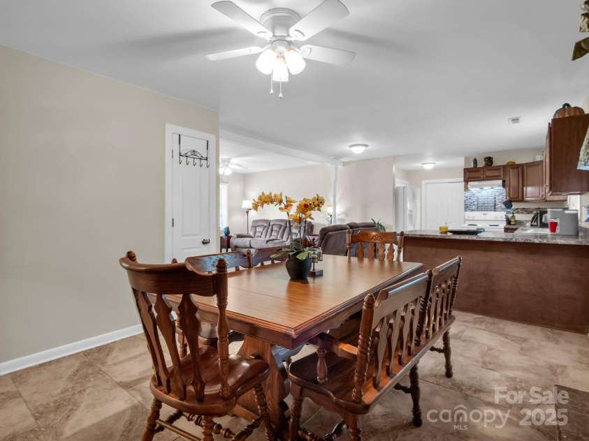 119 Oak Hill Drive, Forest City, NC 28043.  MLS# CAR4292110, YatesRealty ID 33914. 