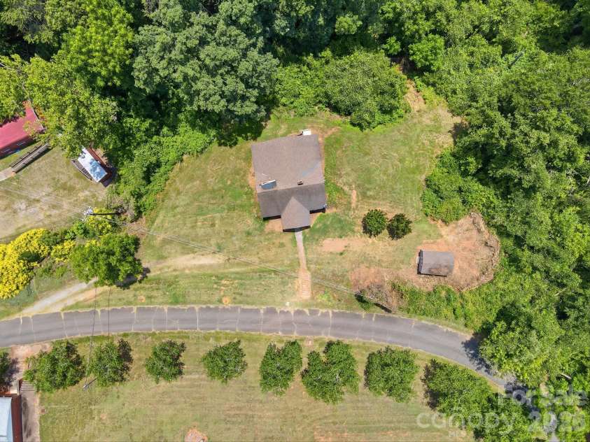 121 Piedmont Drive, Lawndale, NC 28090.  MLS# CAR4398132, YatesRealty ID 33915. 